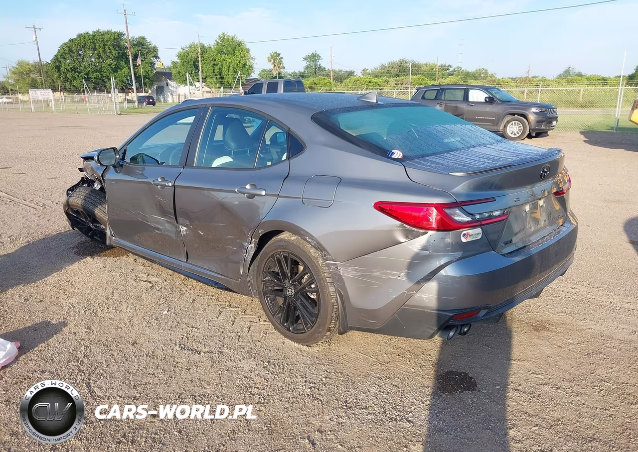 2026 Toyota Camry Se VIN:4T1DAACK7TU651085 - 3