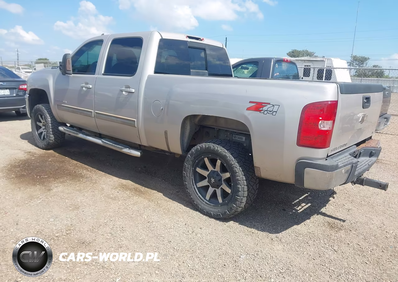 2009 Chevrolet Silverado 2500Hd Ltz VIN:1GCHK63K49F114963 - 3