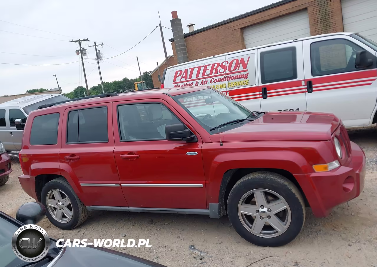 2010 Jeep Patriot Sport VIN:1J4NT1GA5AD666454 - 13