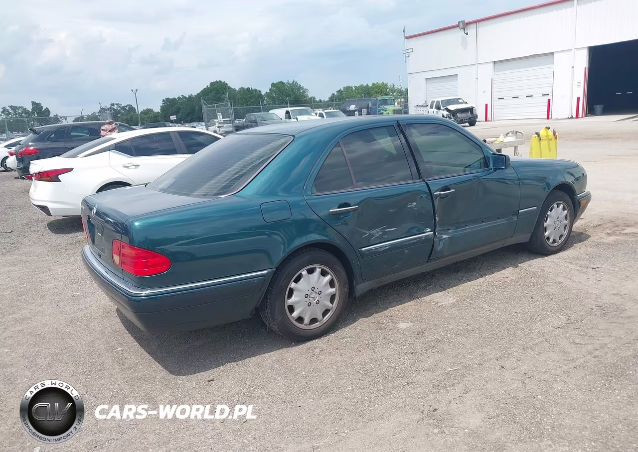 1998 Mercedes-Benz E 320 VIN:WDBJF65F0WA510370 - 4