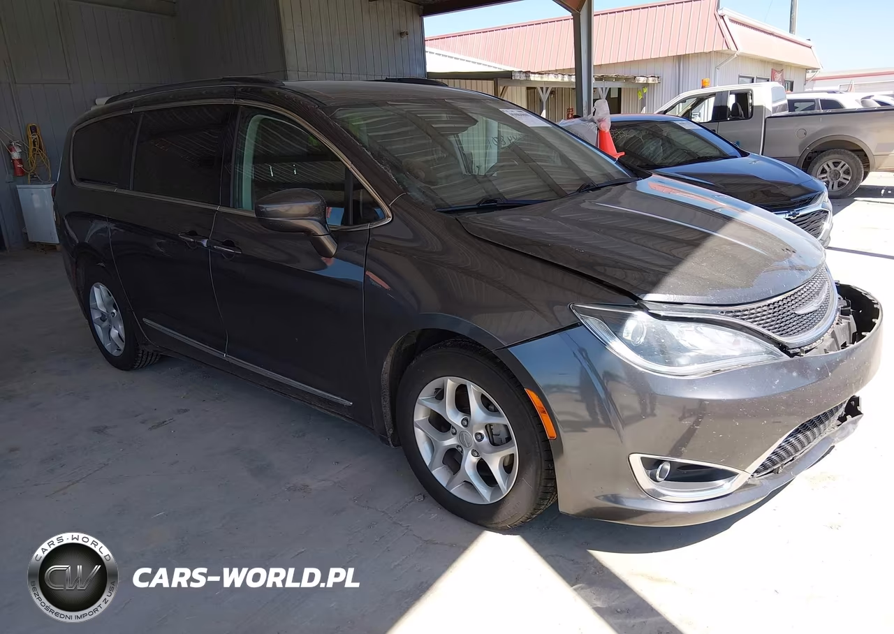 2017 Chrysler Pacifica Touring-L – zdjęcie 1 z 16