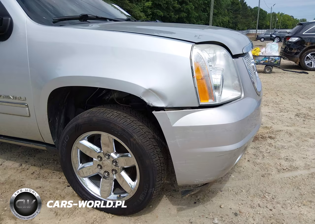 2011 GMC Yukon Denali VIN:1GKS2EEFXBR267534 - 20