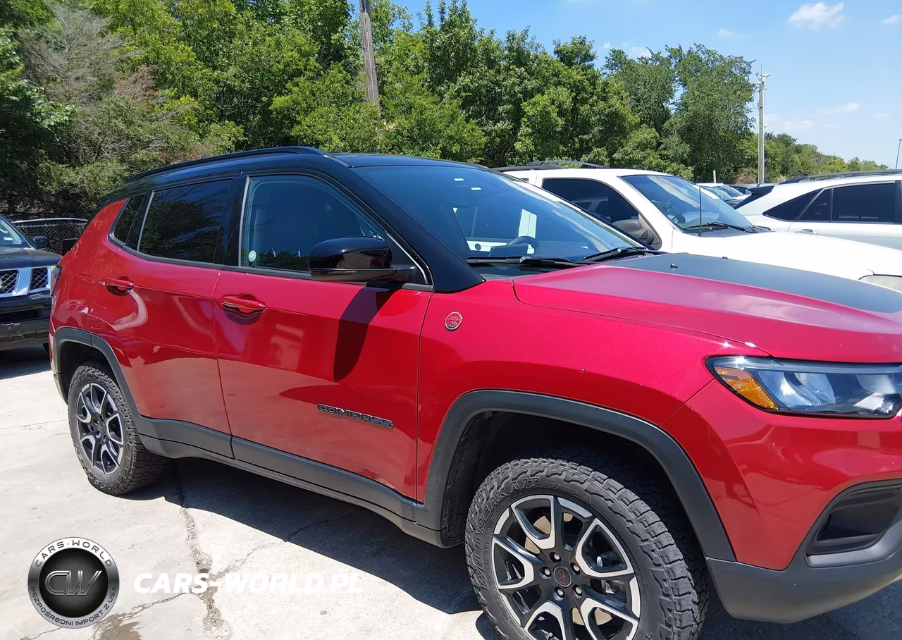 2025 Jeep Compass Trailhawk 4X4 VIN:3C4NJDDN5ST581792 - 13