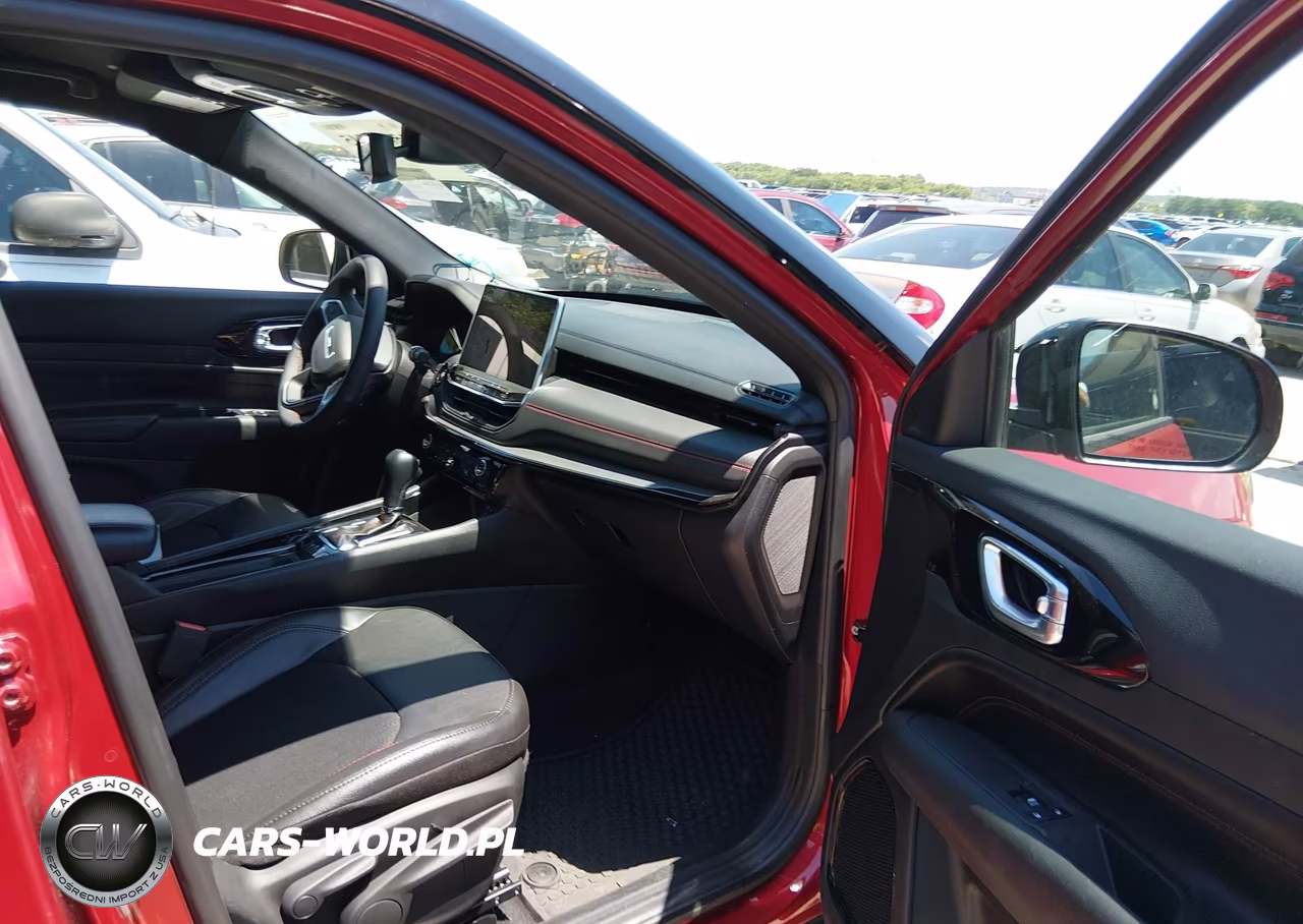 2025 Jeep Compass Trailhawk 4X4 VIN:3C4NJDDN5ST581792 - 5