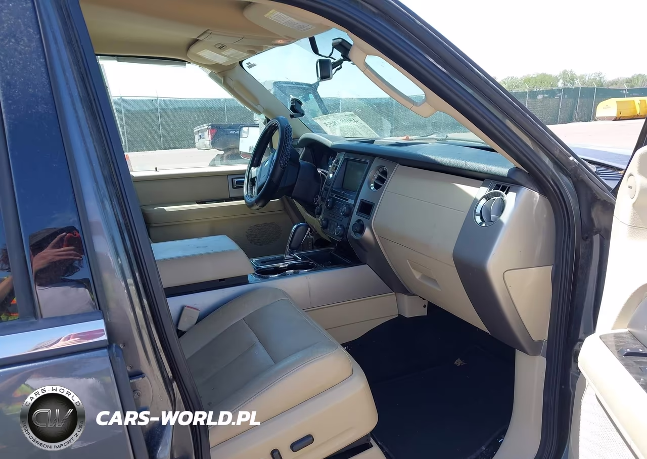 2015 Ford Expedition Limited VIN:1FMJU2AT7FEF11404 - 5