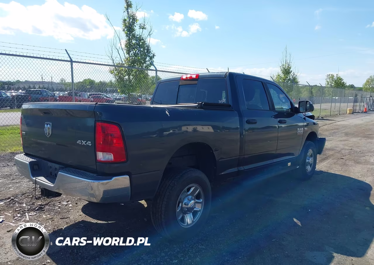 2015 Ram 2500 Slt VIN:3C6TR5DT0FG649572 - 4