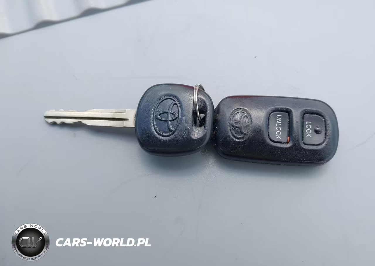 2002 Toyota Prius VIN:JT2BK12U220045753 - 11