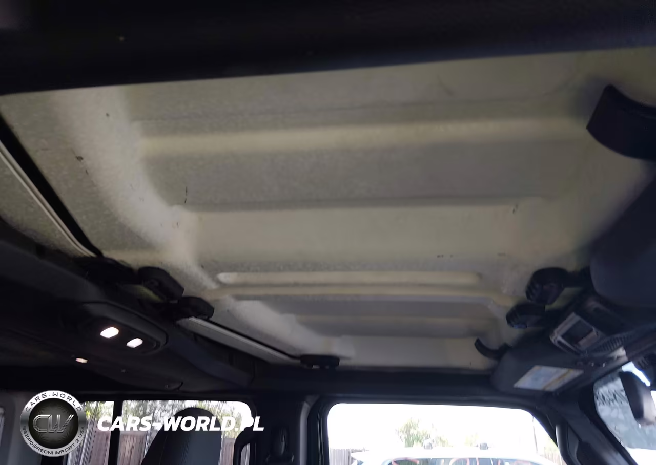 2024 Jeep Wrangler 4-Door Rubicon 4X4 VIN:1C4PJXFG7RW304395 - 17