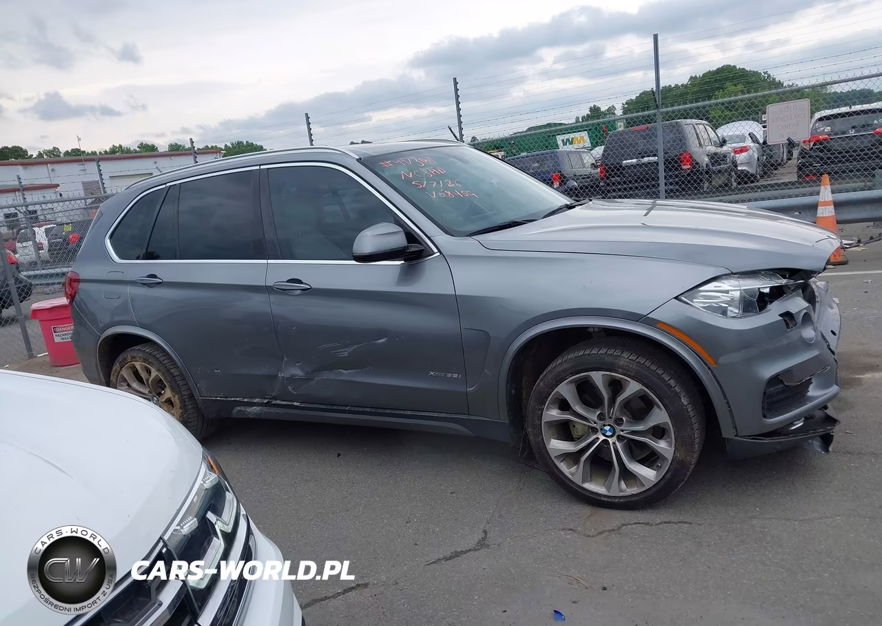 2017 BMW X5 xDrive35I VIN:5UXKR0C54H0V68459 - 13