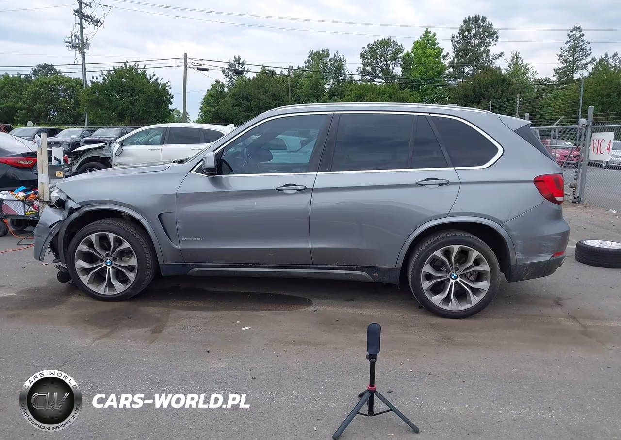 2017 BMW X5 xDrive35I VIN:5UXKR0C54H0V68459 - 14