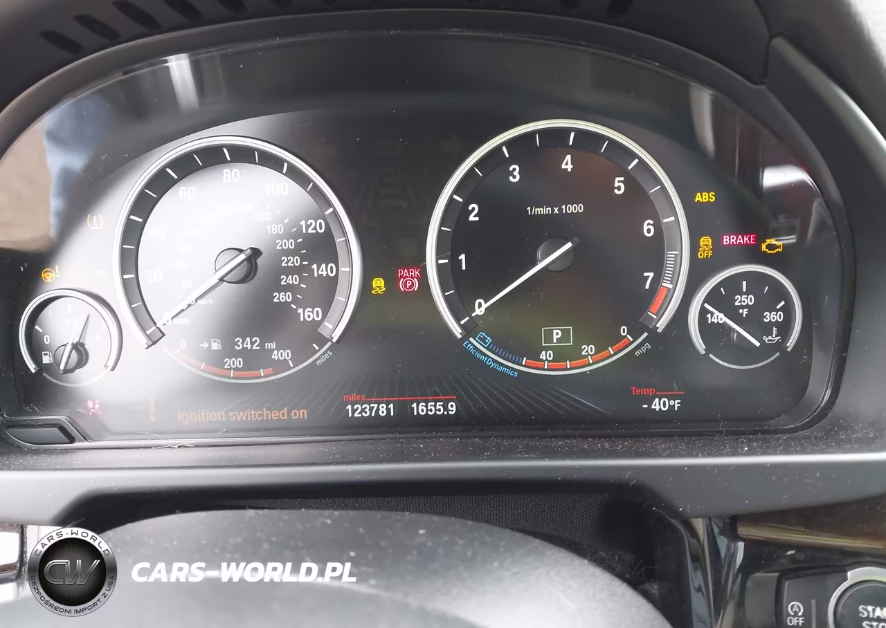 2017 BMW X5 xDrive35I VIN:5UXKR0C54H0V68459 - 7