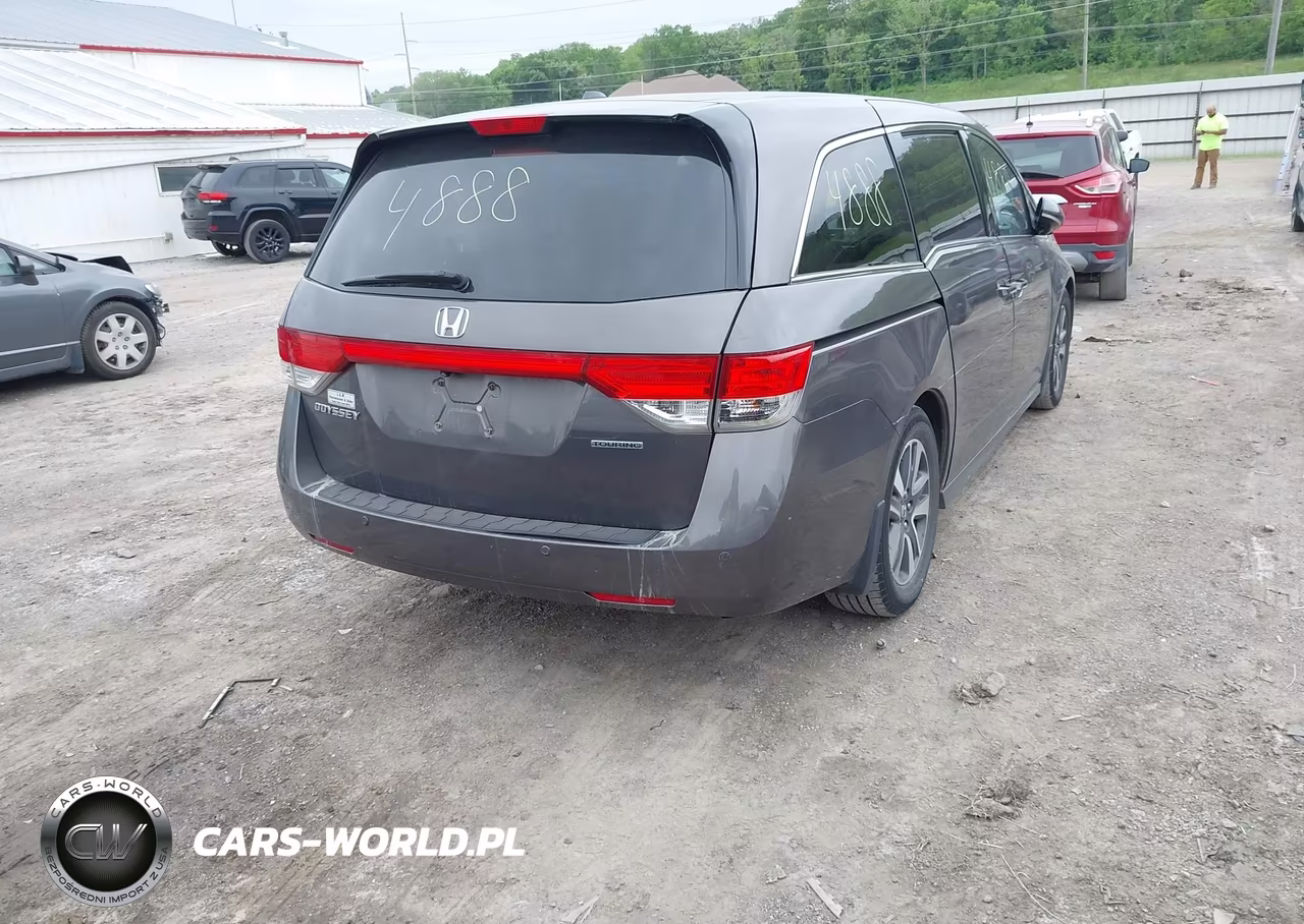 2016 Honda Odyssey Touring-Touring Elite VIN:5FNRL5H96GB028086 - 4