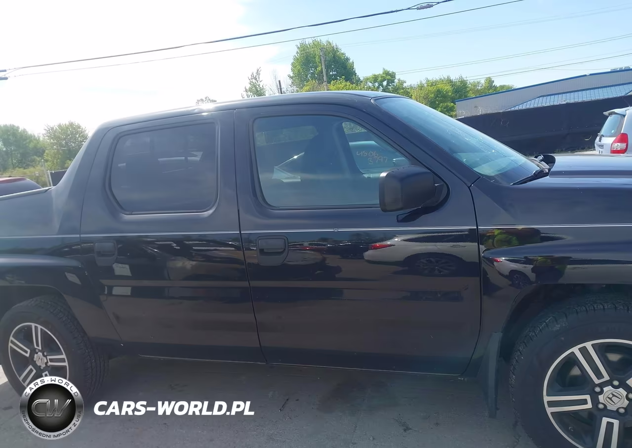 2014 Honda Ridgeline Sport VIN:5FPYK1F75EB014399 - 13