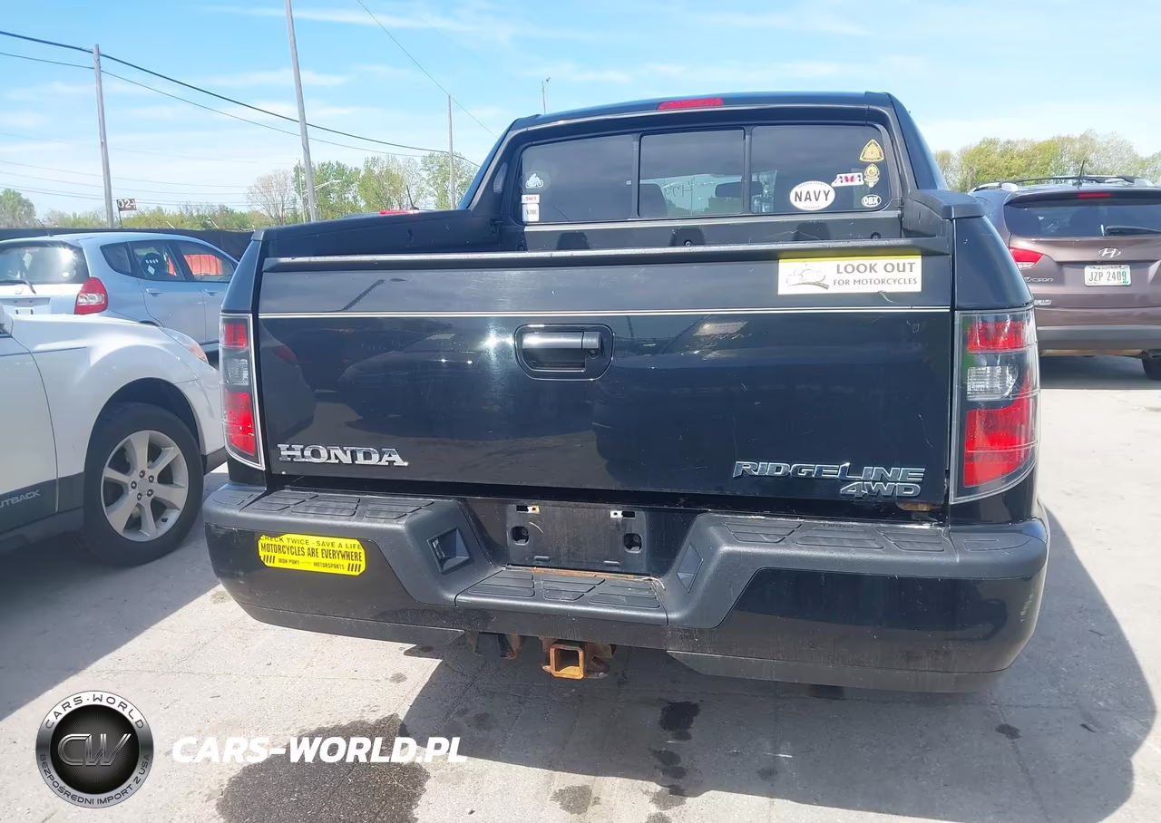 2014 Honda Ridgeline Sport VIN:5FPYK1F75EB014399 - 16