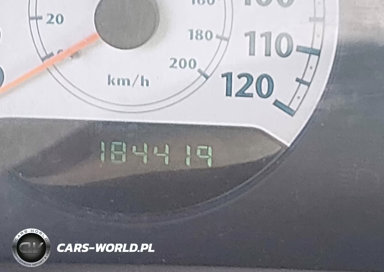 2006 Chrysler Town & Country Touring VIN:2A8GP54L06R921718 - 16