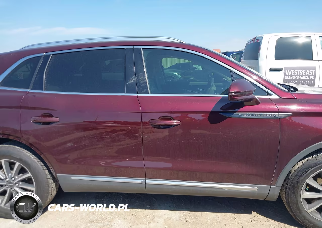 2022 Lincoln Nautilus Standard VIN:2LMPJ6J96NBL10459 - 14