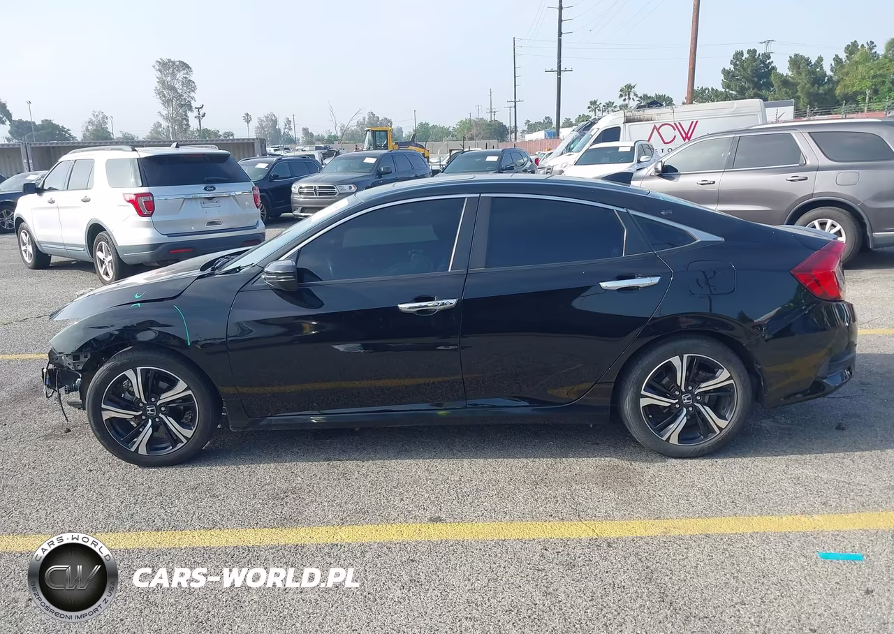 2016 Honda Civic Touring VIN:2HGFC1F94GH647084 - 15
