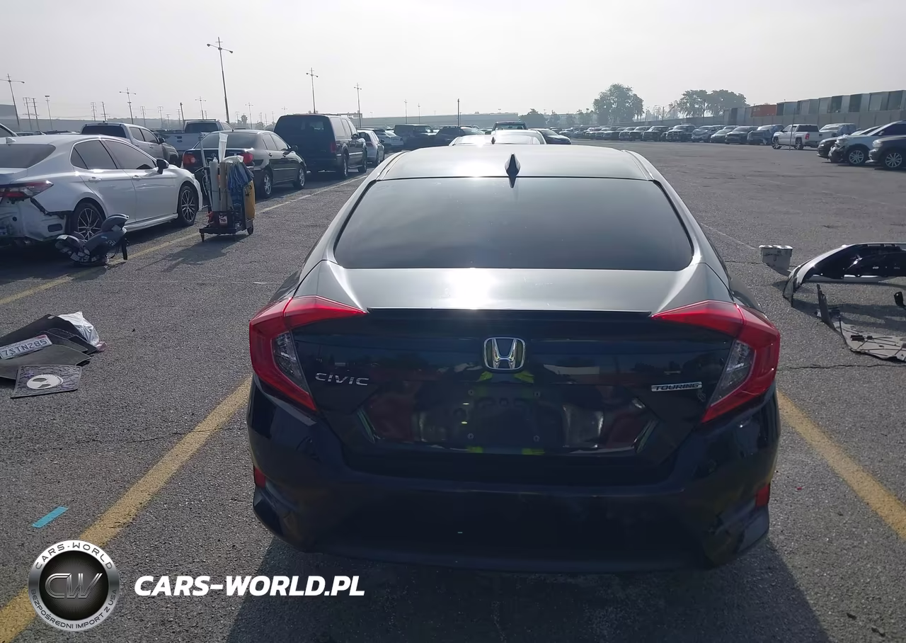 2016 Honda Civic Touring VIN:2HGFC1F94GH647084 - 17