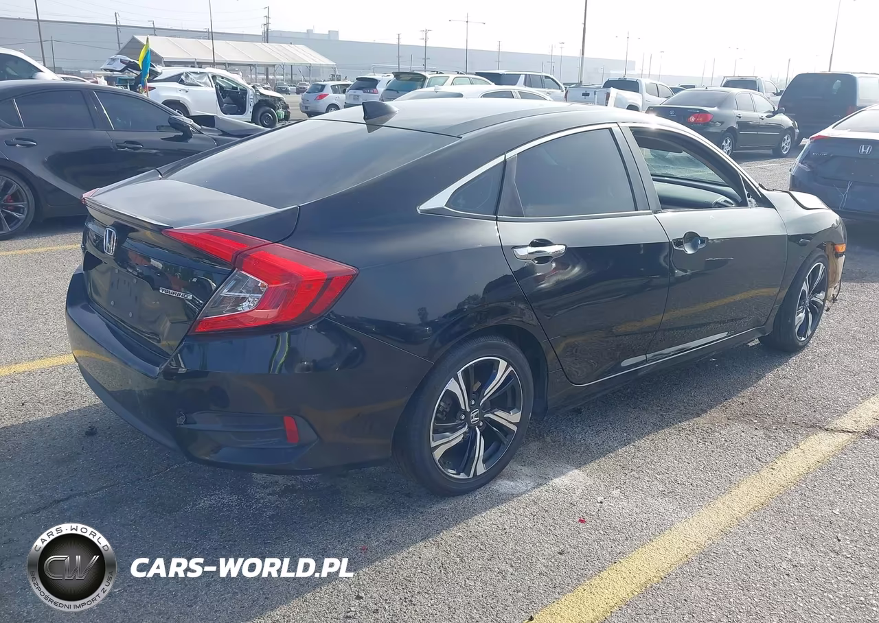 2016 Honda Civic Touring VIN:2HGFC1F94GH647084 - 4