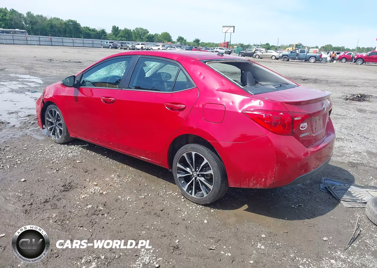 2017 Toyota Corolla Se VIN:2T1BURHE9HC833072 - 3