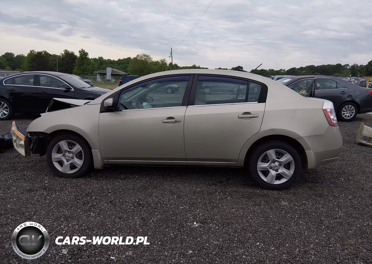 2009 Nissan Sentra 2.0S VIN:3N1AB61E29L671216 - 15