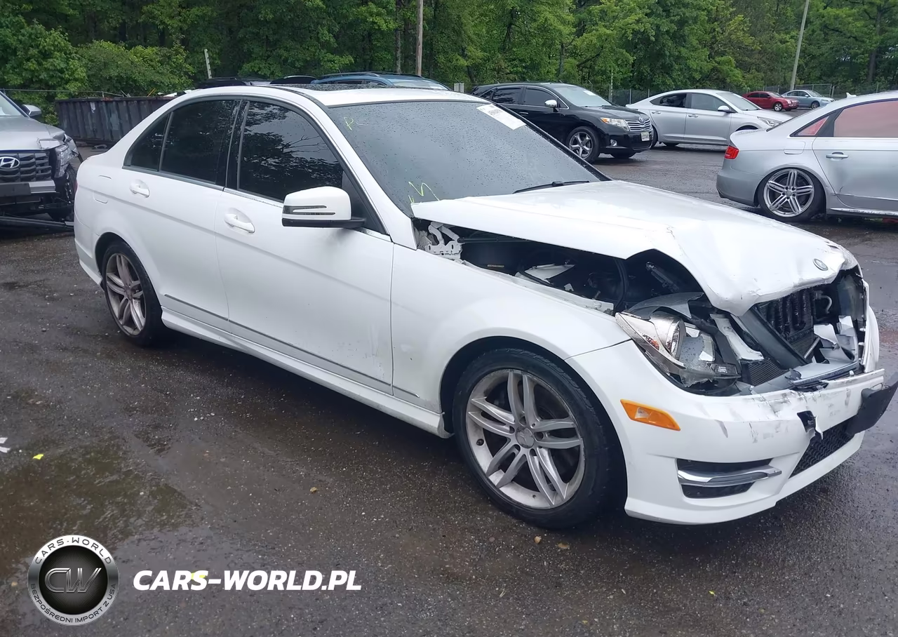 2013 Mercedes-Benz C 300 Luxury 4Matic-Sport 4Matic – zdjęcie 1 z 16