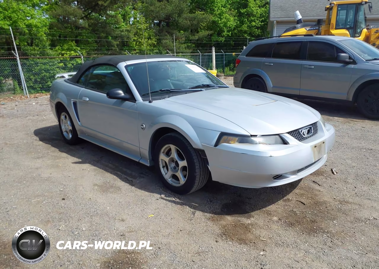 2004 Ford Mustang