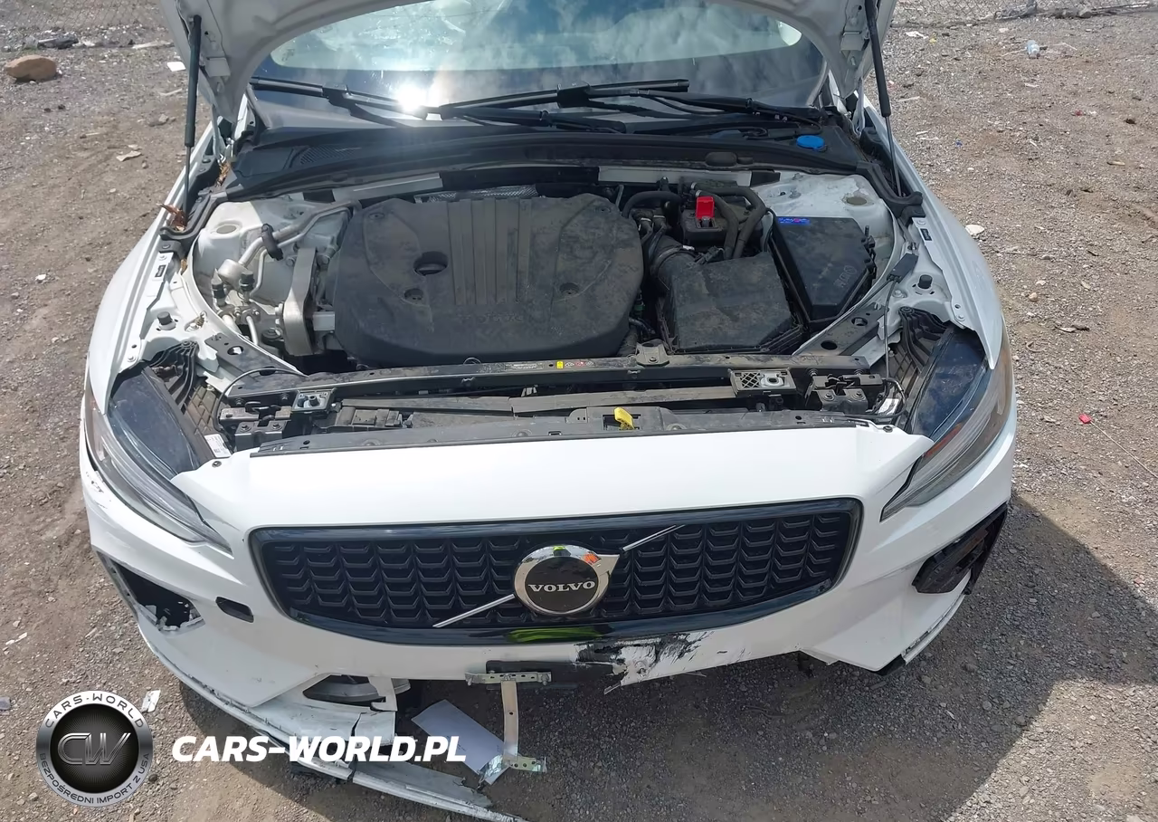 2024 Volvo S60 B5 Core Dark Theme VIN:7JRL12FK6RG321691 - 10