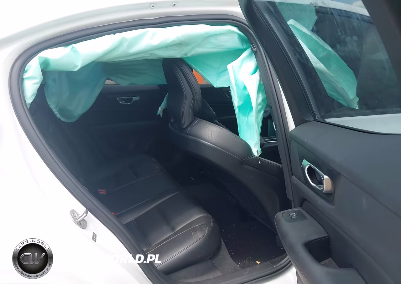 2024 Volvo S60 B5 Core Dark Theme VIN:7JRL12FK6RG321691 - 8