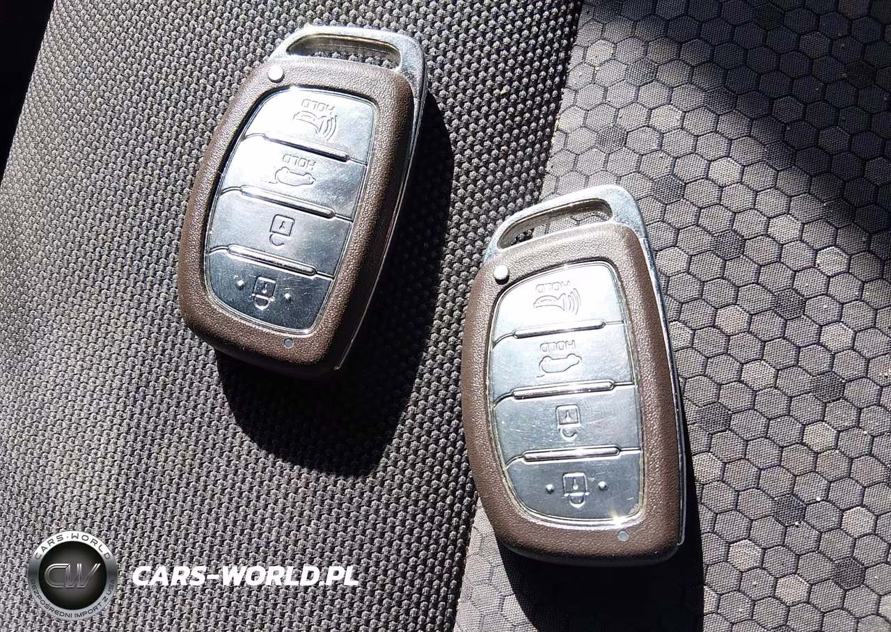 2019 Hyundai Ioniq Hybrid Blue VIN:KMHC65LC0KU114392 - 11