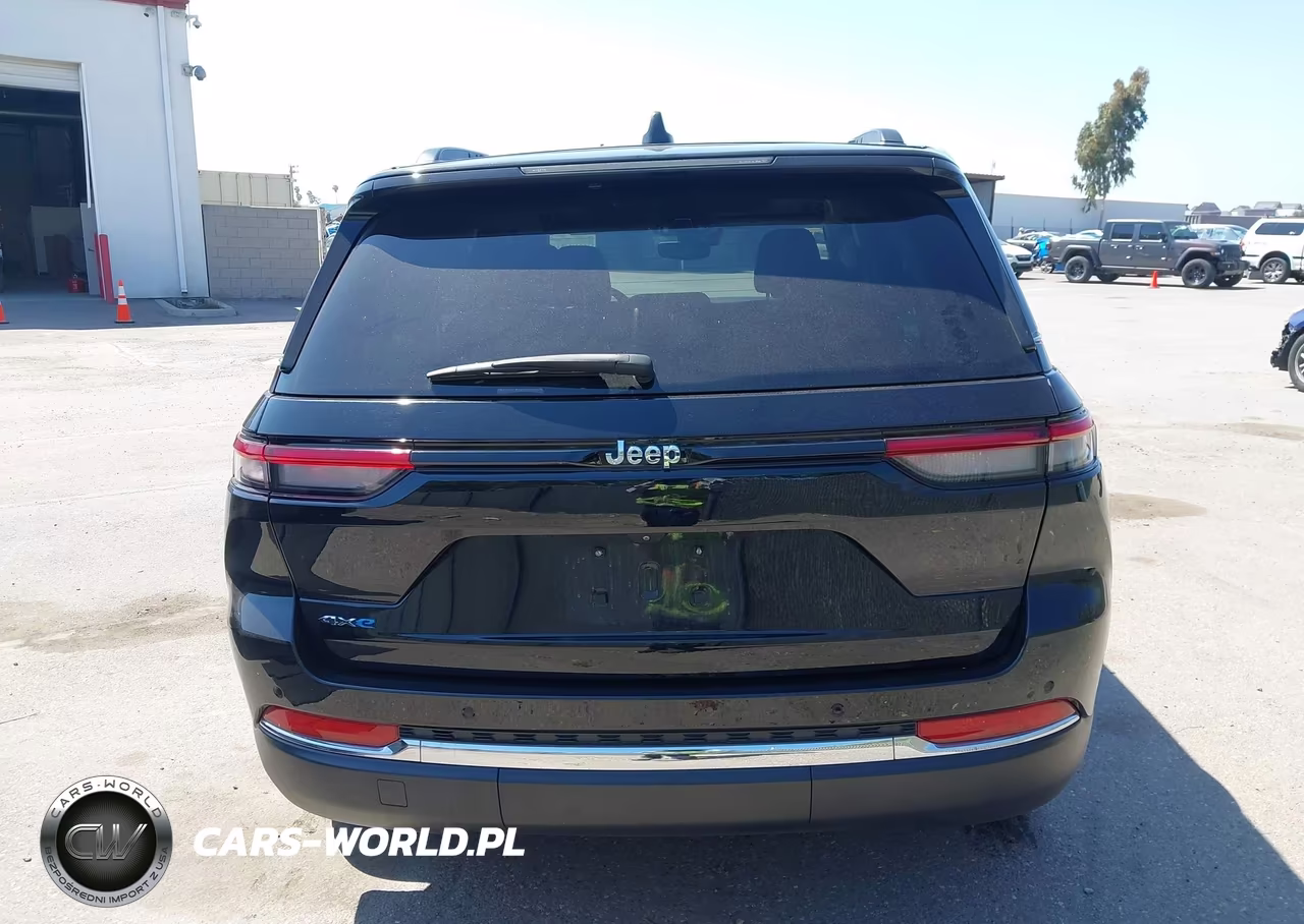 2024 Jeep Grand Cherokee 4Xe VIN:1C4RJYB6XRC684927 - 16