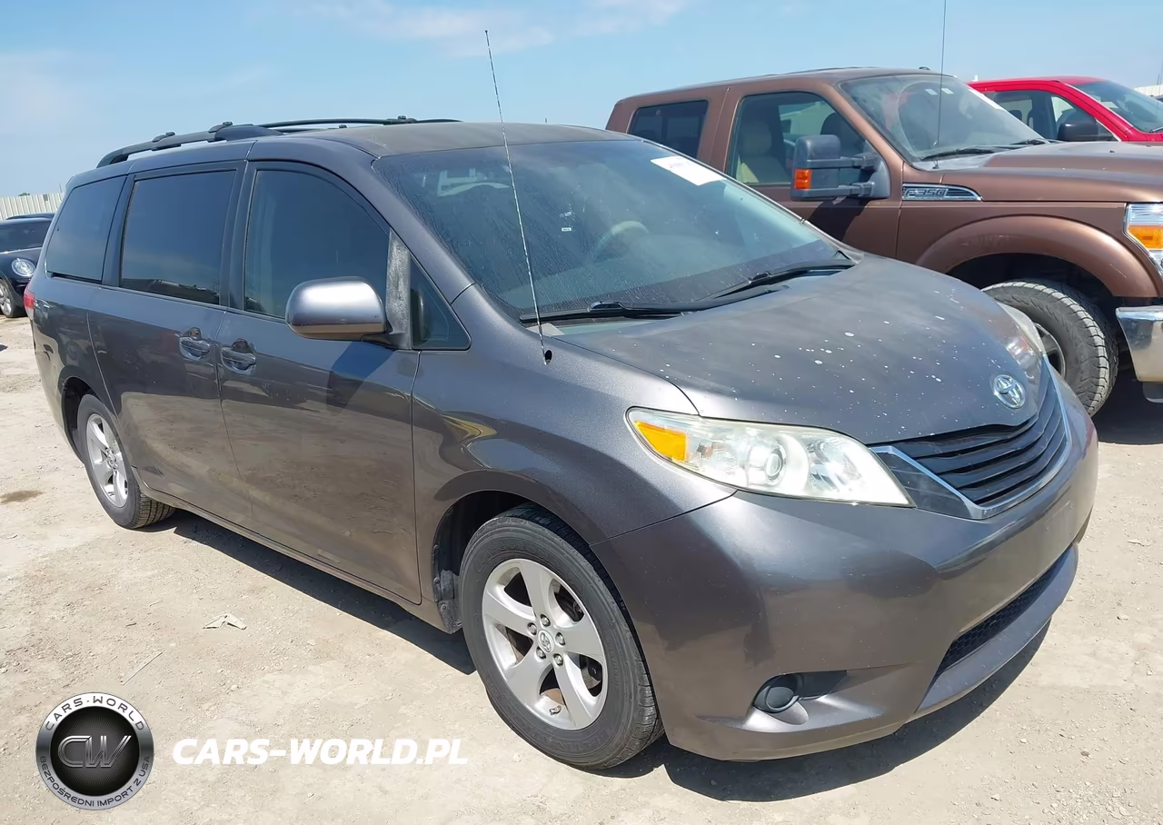 Główne zdjęcie 2011 Toyota Sienna Le V6