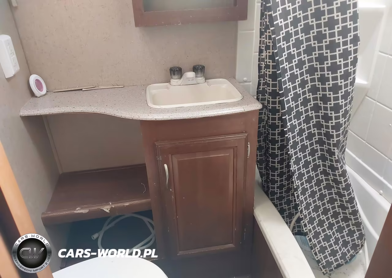 2016 Coachmen Fre292Bhds VIN:5ZT2FEUB7GA019504 - 13