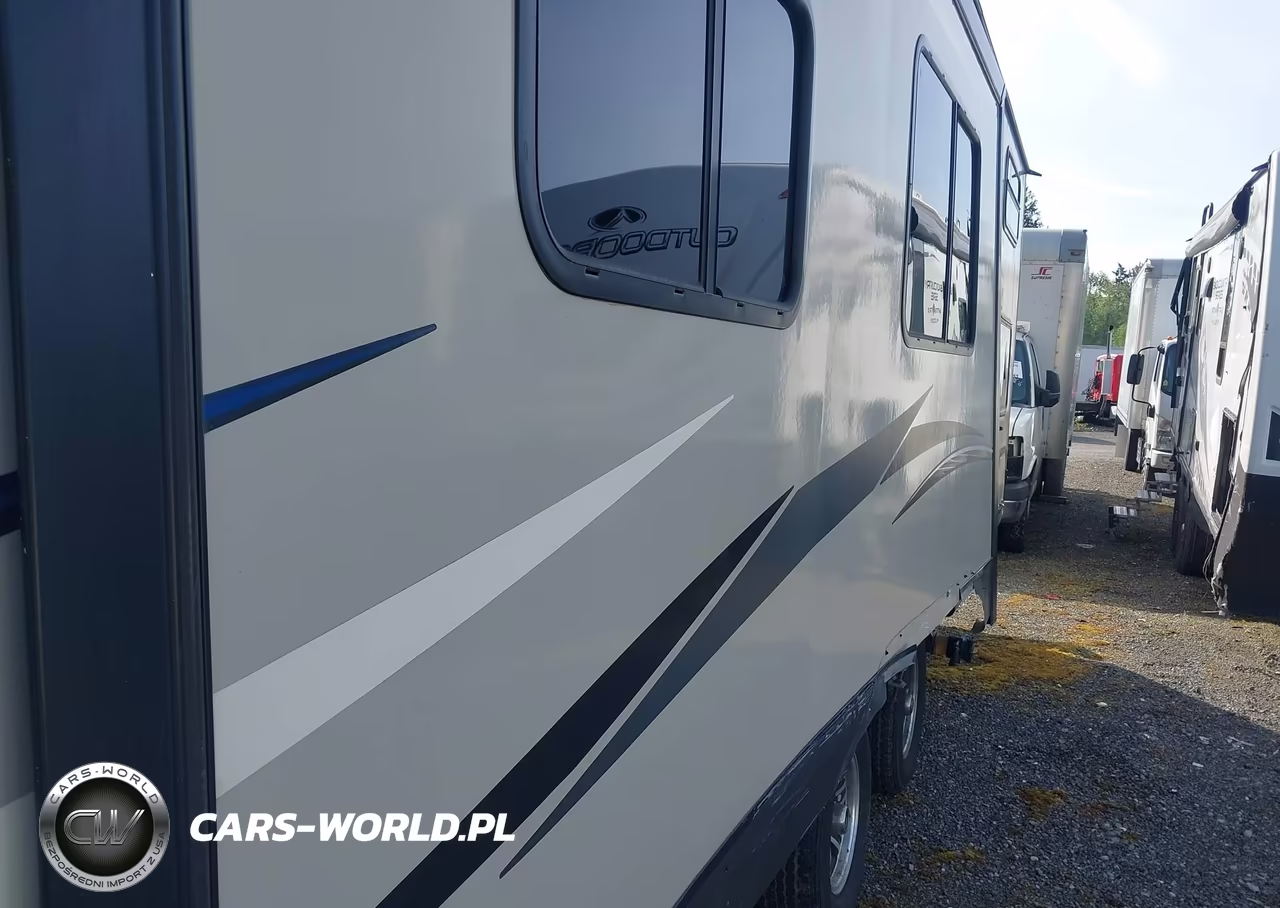 2016 Coachmen Fre292Bhds VIN:5ZT2FEUB7GA019504 - 16