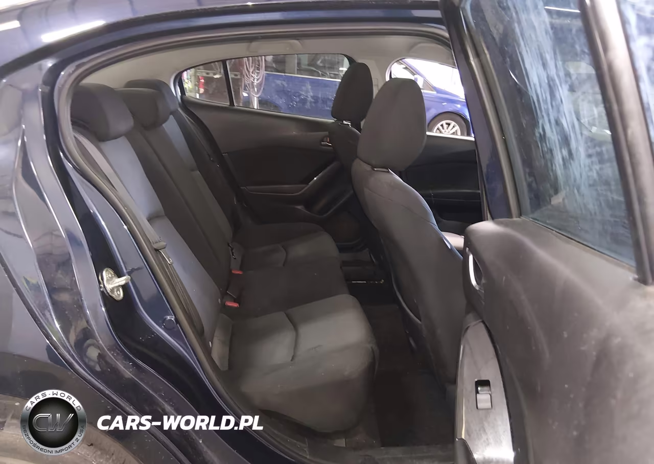 2018 Mazda Mazda3 Sport VIN:3MZBN1U75JM174133 - 8