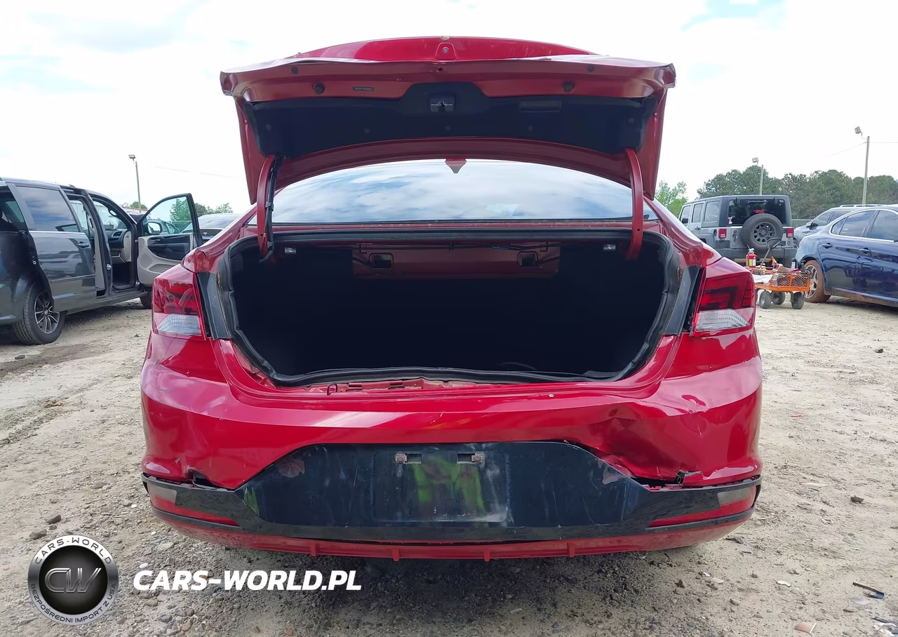 2019 Hyundai Elantra Sel VIN:5NPD84LF3KH408810 - 6