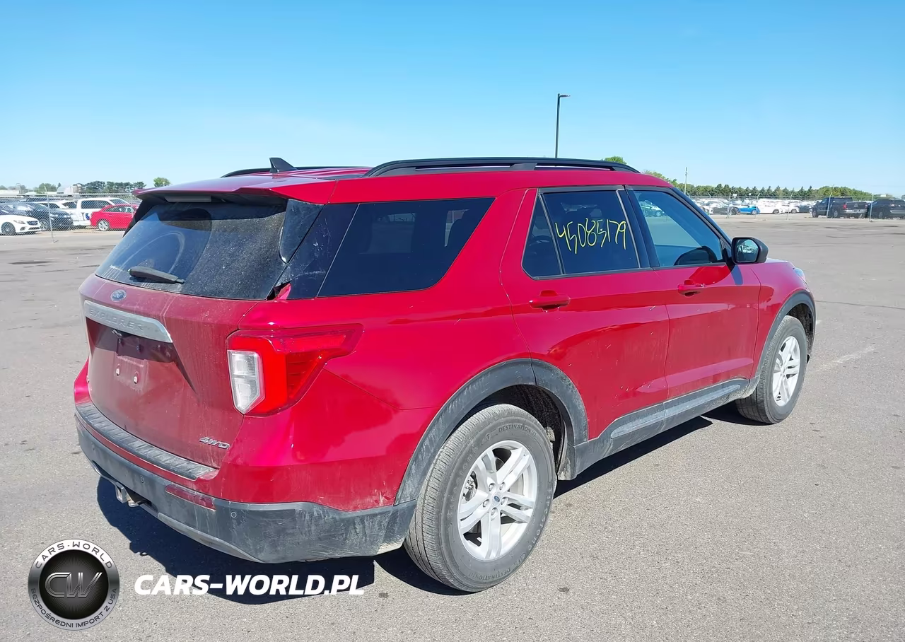 2021 Ford Explorer Xlt VIN:1FMSK8DH7MGA71934 - 4