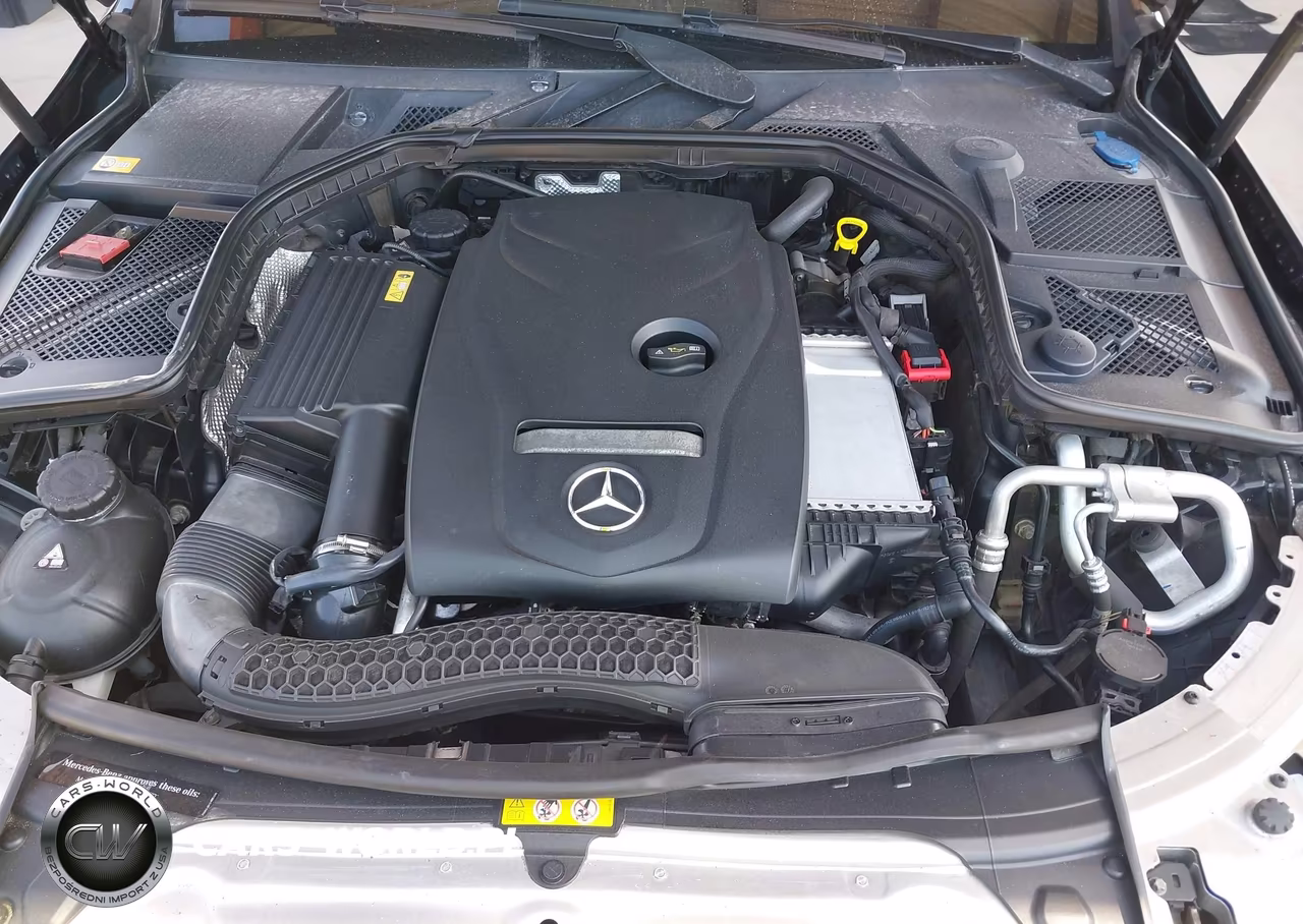 2015 Mercedes-Benz C 300 4Matic VIN:55SWF4KB1FU042278 - 10