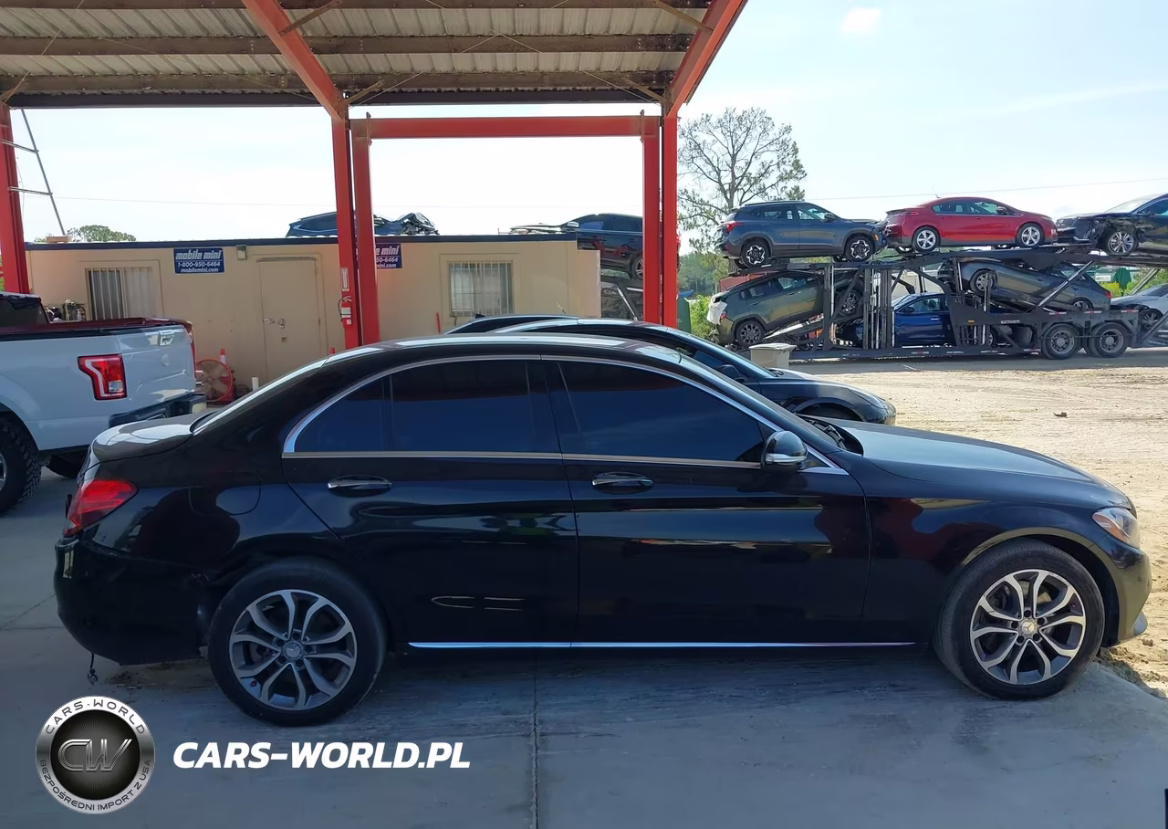2015 Mercedes-Benz C 300 4Matic VIN:55SWF4KB1FU042278 - 14