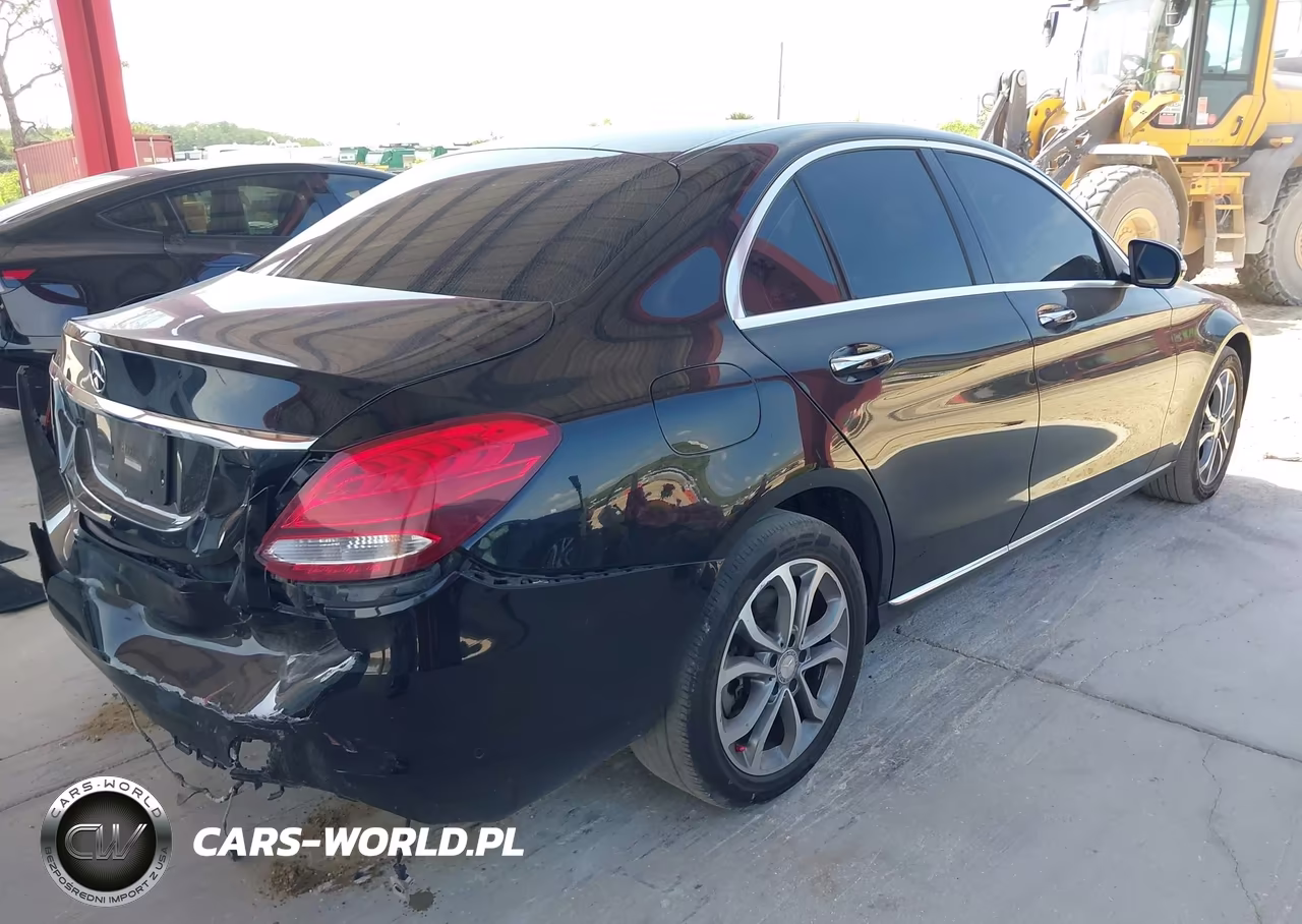 2015 Mercedes-Benz C 300 4Matic VIN:55SWF4KB1FU042278 - 4