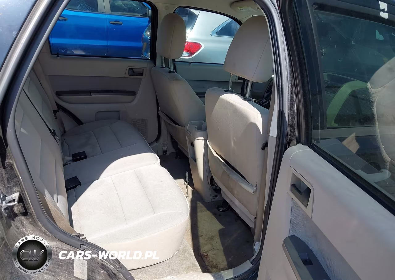 2010 Ford Escape Xlt VIN:1FMCU0D78AKC07696 - 8