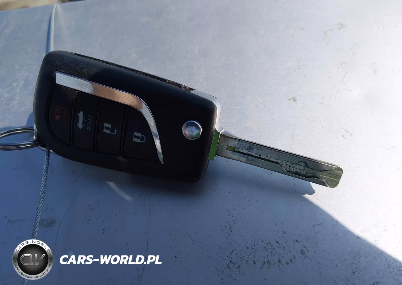 2023 Toyota Corolla Hybrid Le VIN:JTDBCMFE1P3018221 - 11