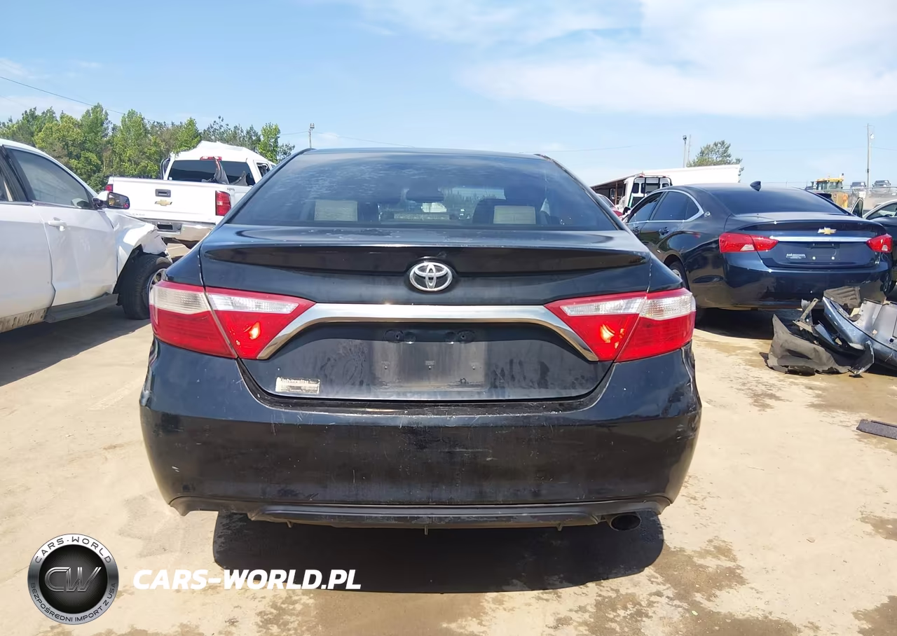 2017 Toyota Camry Se VIN:4T1BF1FK3HU700228 - 17