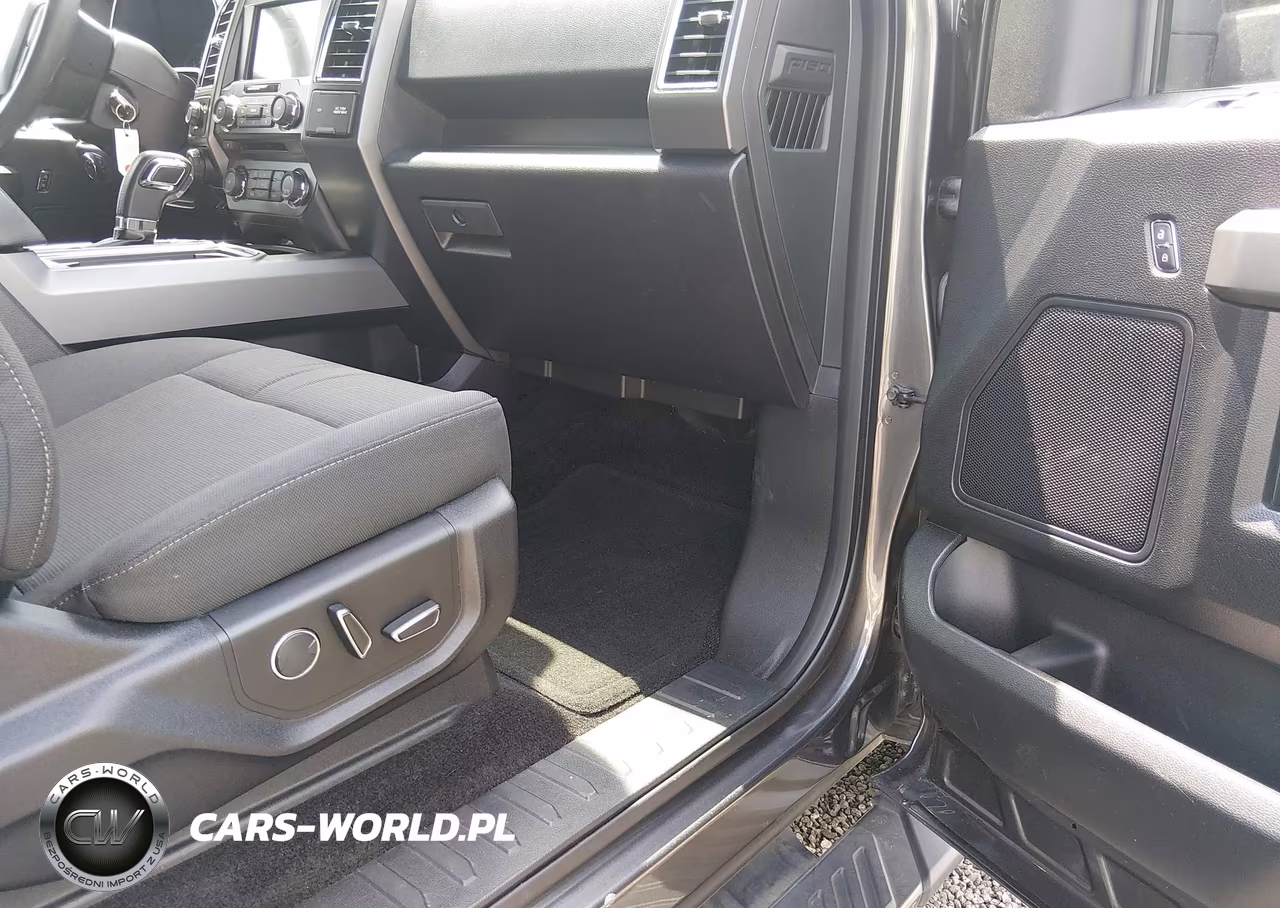 2017 Ford F-150 Xlt VIN:1FTEX1CP7HFA19086 - 5