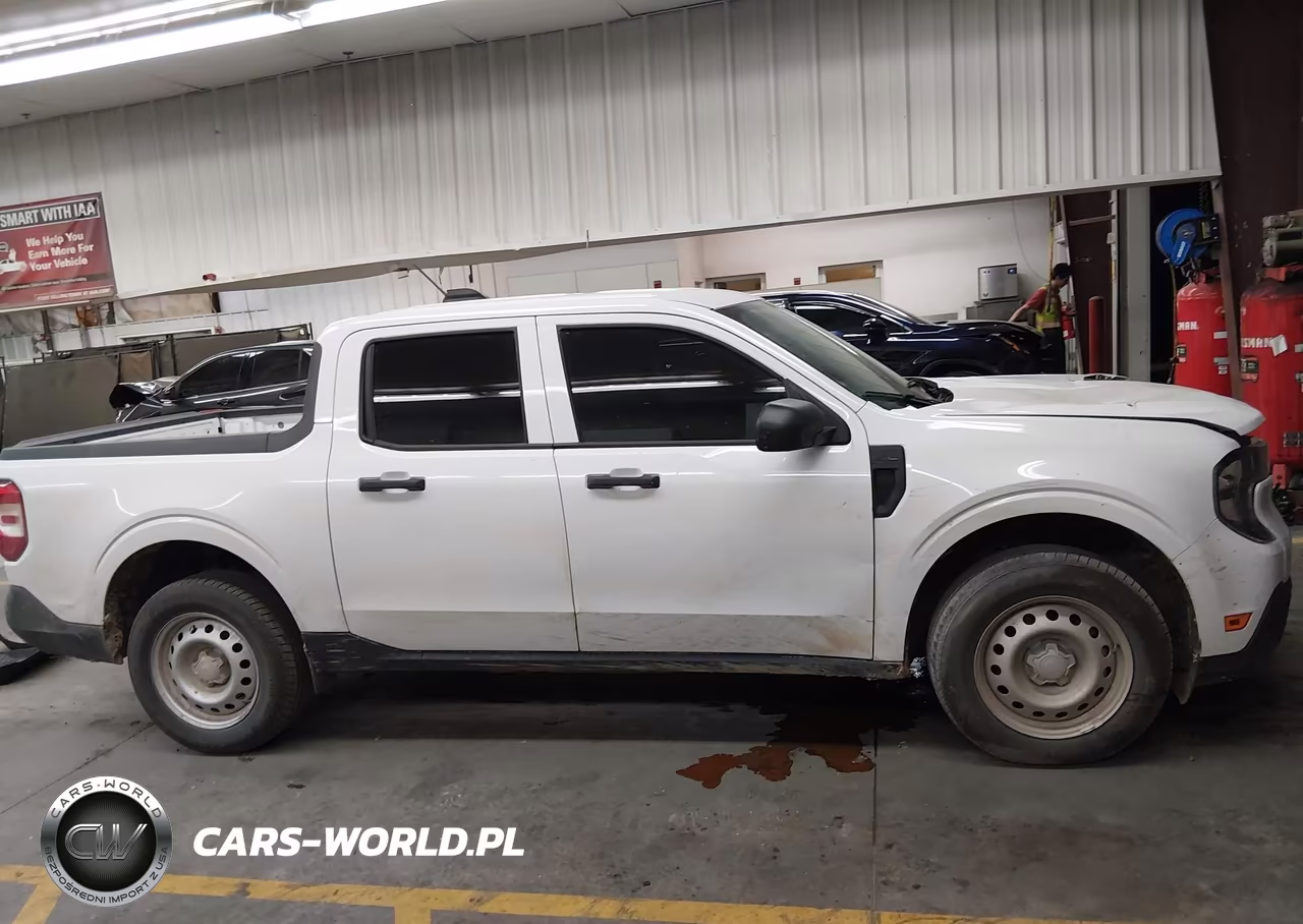 2025 Ford Maverick Xl VIN:3FTTW8B35SRA32740 - 13