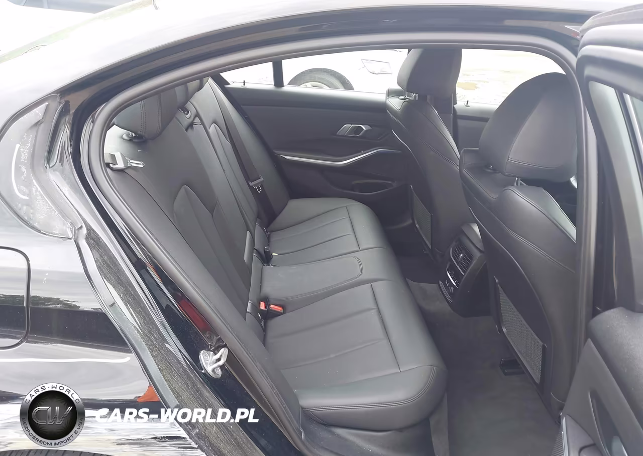 2019 BMW 330I xDrive VIN:WBA5R7C55KFH22477 - 8