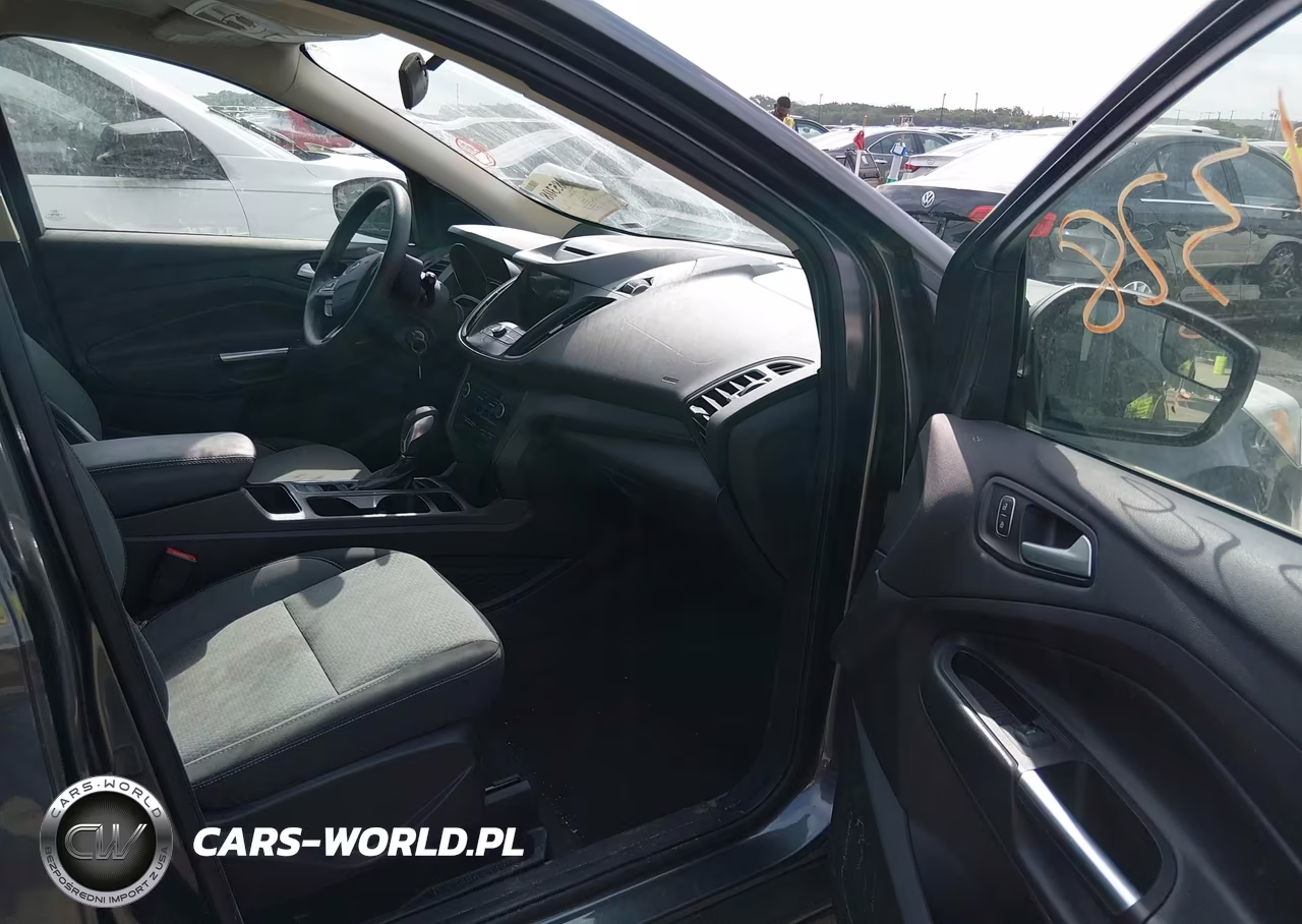 2018 Ford Escape Se VIN:1FMCU9GD1JUD27222 - 5
