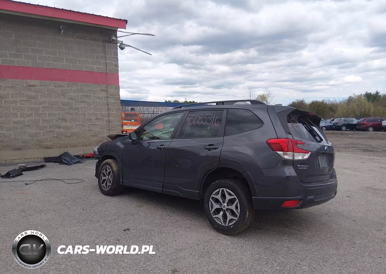 2020 Subaru Forester Premium VIN:JF2SKAJC6LH446159 - 3