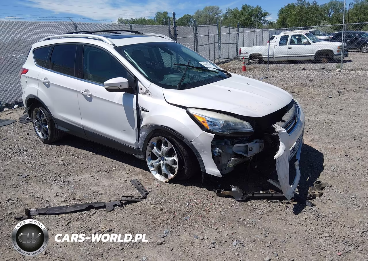 2015 Ford Escape Titanium – zdjęcie 1 z 15