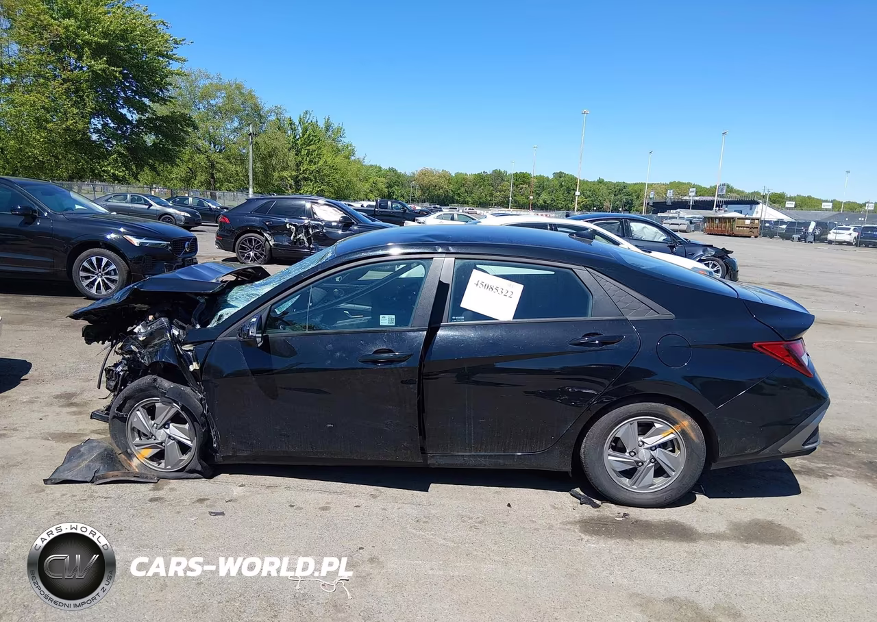 2025 Hyundai Elantra Se VIN:KMHLL4DG9SU873613 - 13